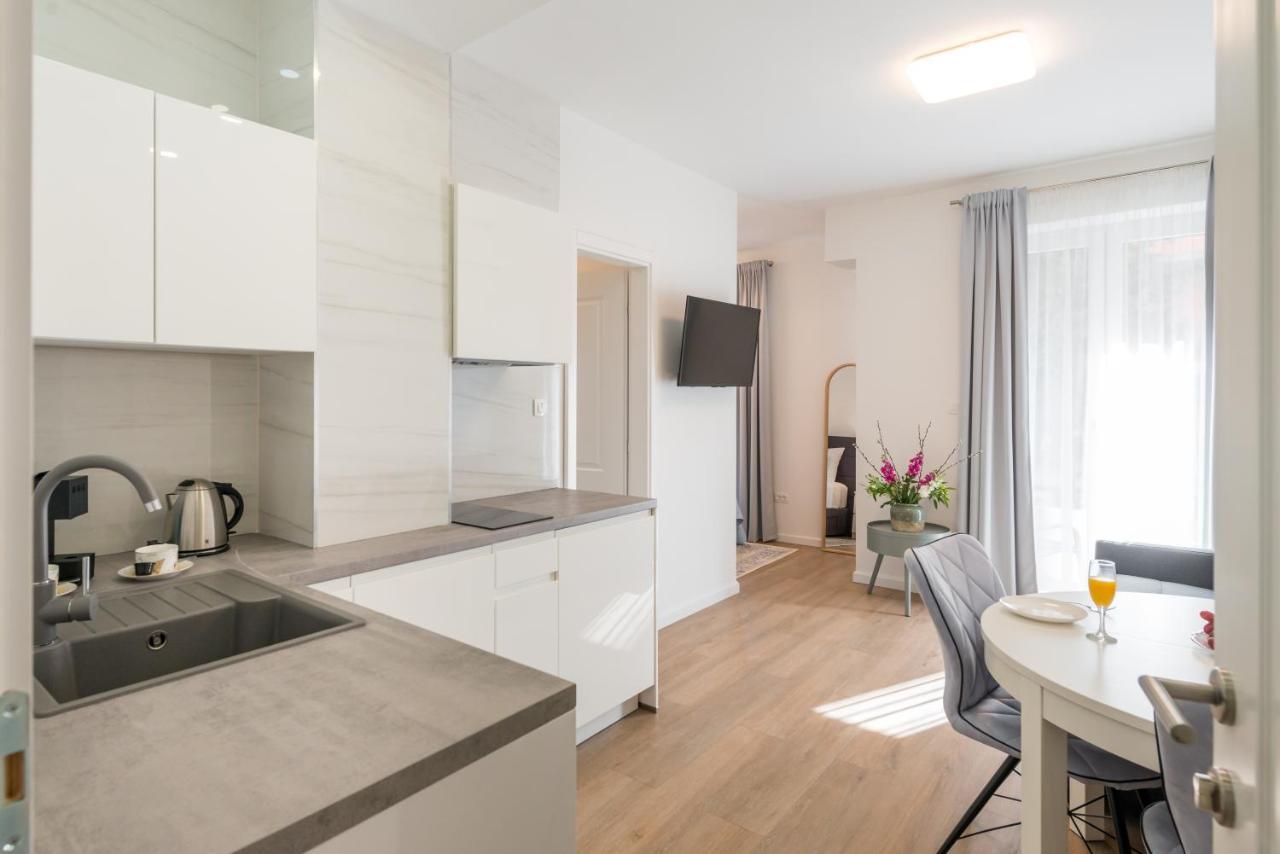Capital Apartments And Rooms Σπλιτ Εξωτερικό φωτογραφία