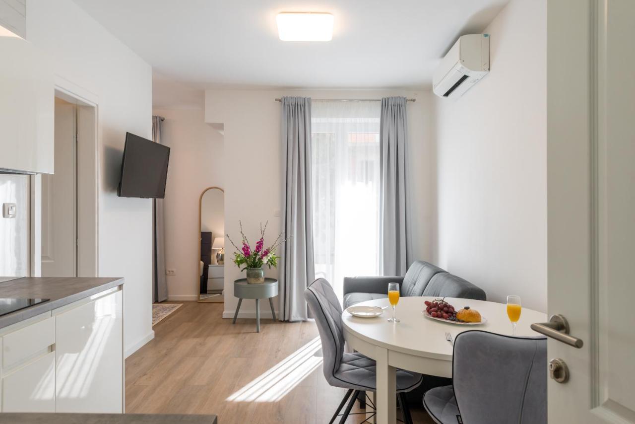 Capital Apartments And Rooms Σπλιτ Εξωτερικό φωτογραφία